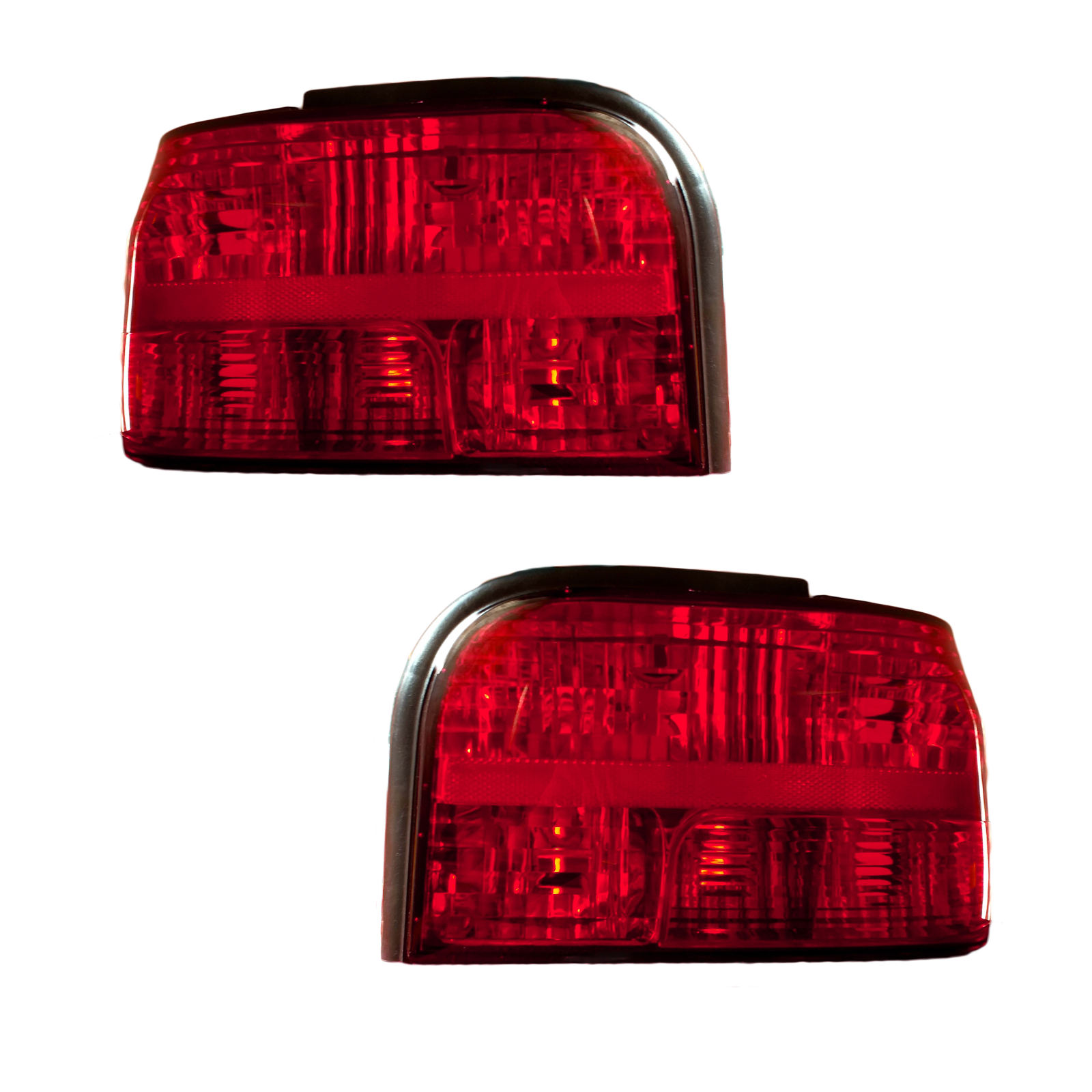 چراغ عقب پراید صبا جدید طرح تمام قرمز برند گسترش یدک آذرکو